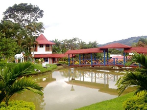 alojamientos lago Calima